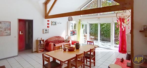 Maison à vendre Lege Cap Ferret - 4 pièces, 110m² avec 3 chambre(s) à 452 000€ - AJP Immobilier Lège-Cap-Ferret