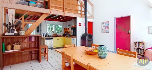 Maison à vendre Lege Cap Ferret - 4 pièces, 110m² avec 3 chambre(s) à 452 000€ - AJP Immobilier Lège-Cap-Ferret