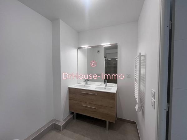 Appartement à louer 3 pièces de 59 m²