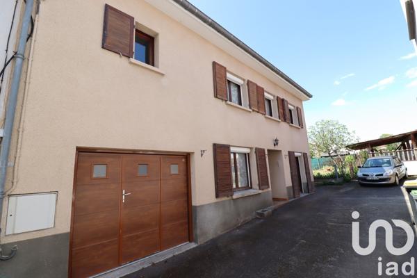 Maison 5 pièces de 110 m² à Malintrat (63510)