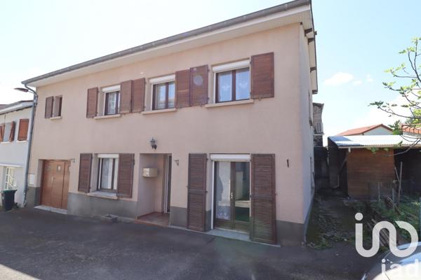 Maison 5 pièces de 110 m² à Malintrat (63510)