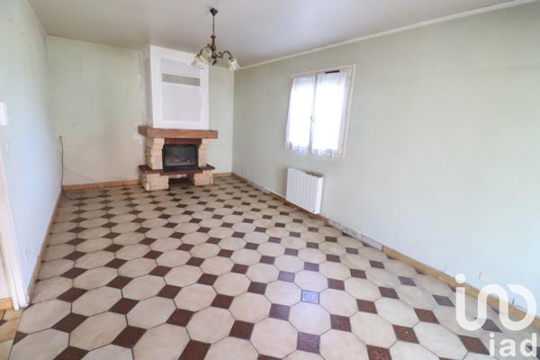 Maison 5 pièces de 110 m² à Malintrat (63510)