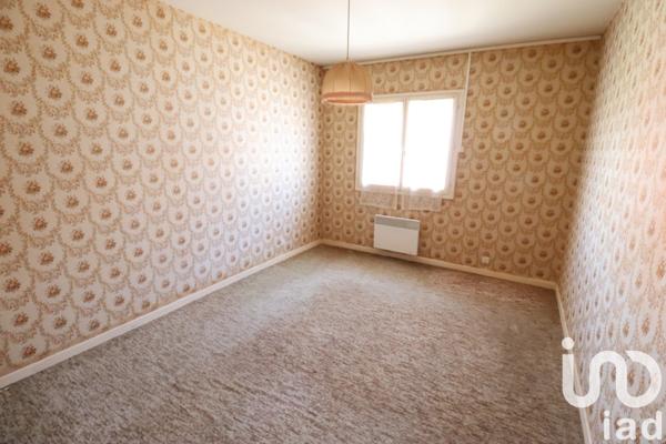 Maison 5 pièces de 110 m² à Malintrat (63510)