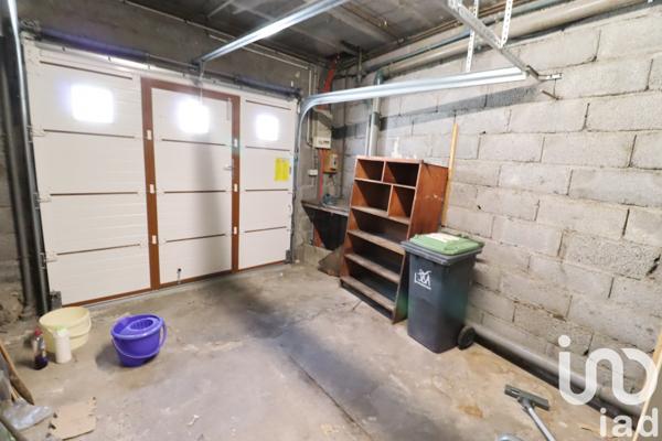 Maison 5 pièces de 110 m² à Malintrat (63510)