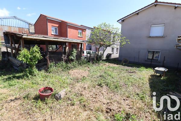 Maison 5 pièces de 110 m² à Malintrat (63510)