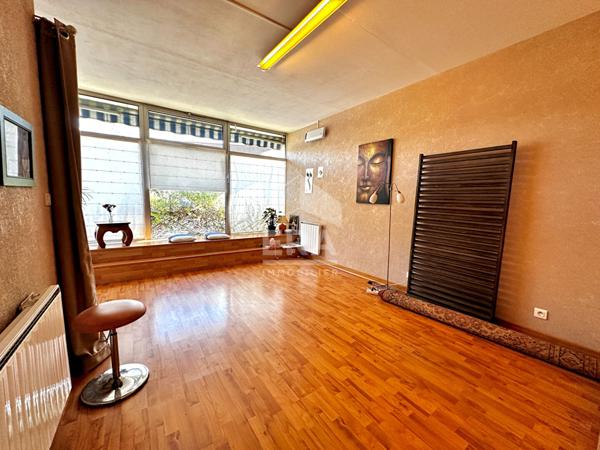 BILLERE proche ASPTT : Local commercial de 50m2 donnant sur carrefour passant