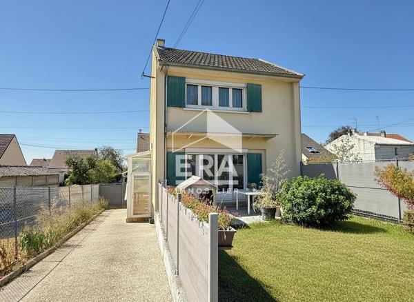 A vendre à Herblay, belle maison individuelle proche à pied de toutes les commodités.