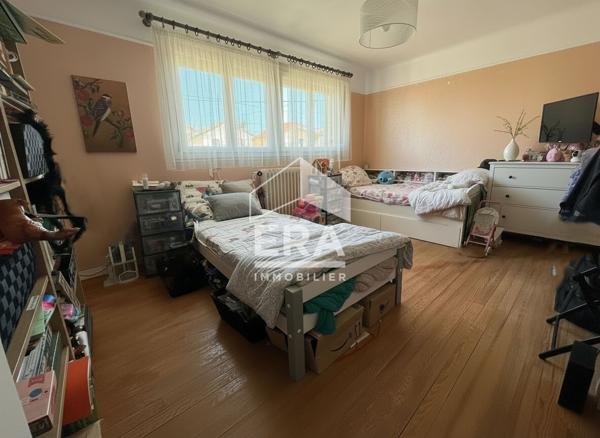 A vendre à Herblay, belle maison individuelle proche à pied de toutes les commodités.