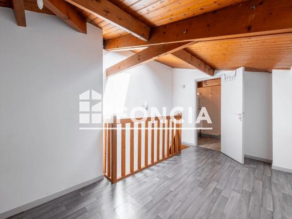À vendre Studio 34 m² - Bordeaux 33000