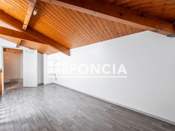 À vendre Studio 34 m² - Bordeaux 33000