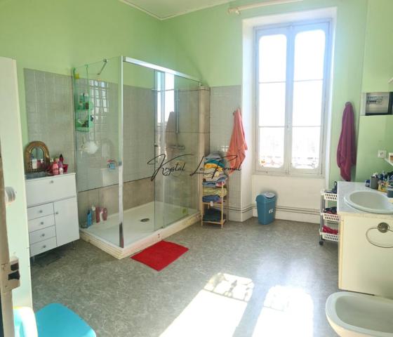 Maison à vendre 7 pièces de 220 m²