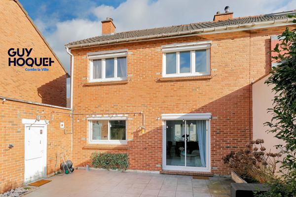 Maison 3 chambres à vendre à Combs-la-Ville -