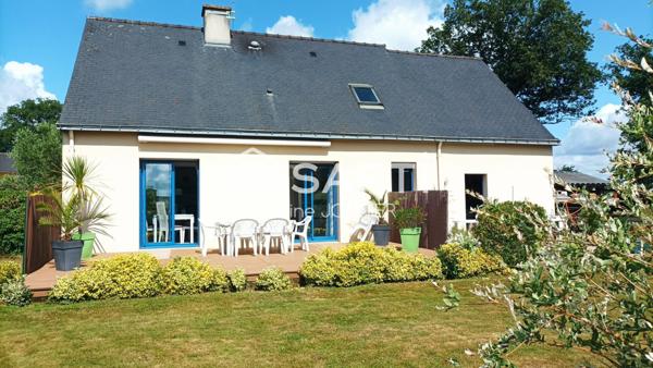 Rare maison récente avec vie de plein pied à deux pas du centre bourg, de la gare de Langon et une vue imprenable!