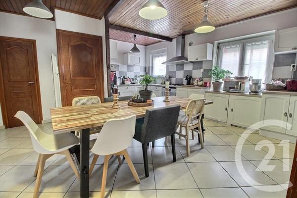 Maison à vendre  5 pièces - 123 m 2   CHAVANOZ  - 38