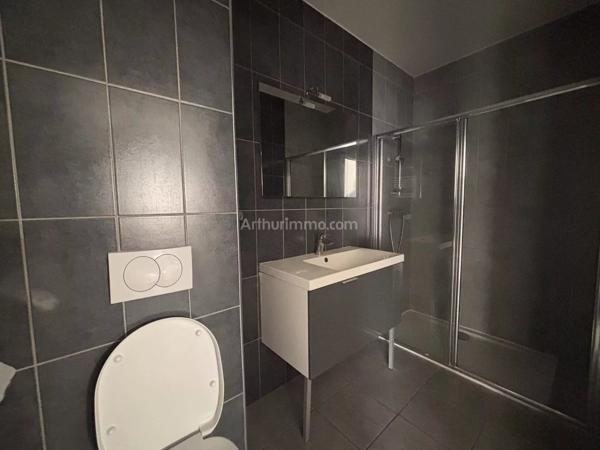 Vente                                                      Appartement
                        
                     2 pièces                                         à Mezzavia