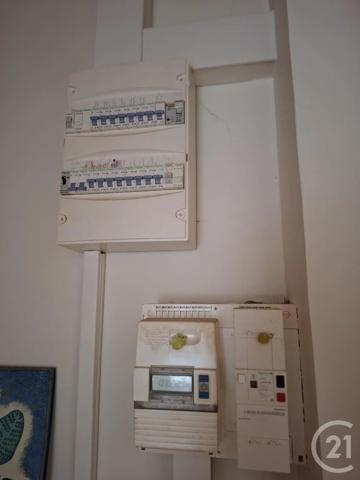 Maison à vendre  3 pièces - 90 m 2   BRIOUDE  - 43