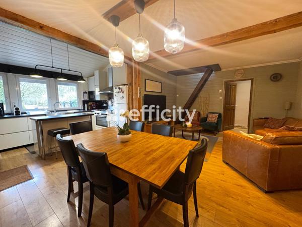 Local Commercial 9 pièces - 270 m²