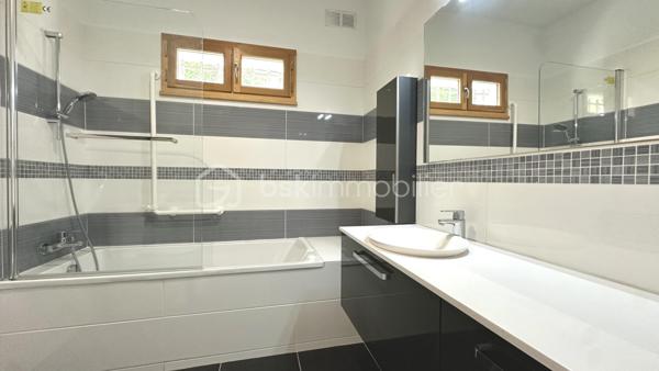 Maison de 326 m²