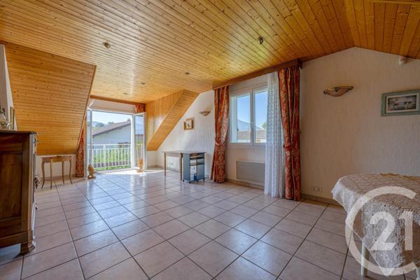 Maison à vendre  6 pièces - 165 m 2   CHAMBERY  - 73