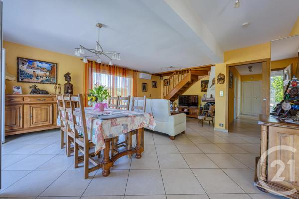 Maison à vendre  6 pièces - 165 m 2   CHAMBERY  - 73