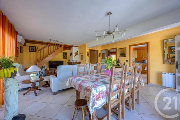 Maison à vendre  6 pièces - 165 m 2   CHAMBERY  - 73