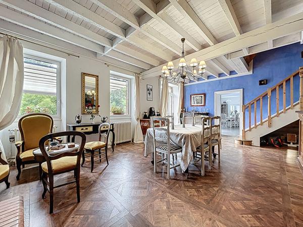 Demeure Montesquieu Volvestre T11 - 411 m2 avec piscine et jacuzzi