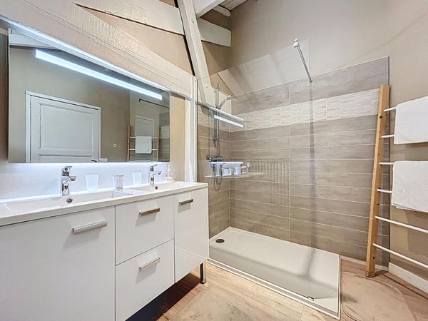 Demeure Montesquieu Volvestre T11 - 411 m2 avec piscine et jacuzzi