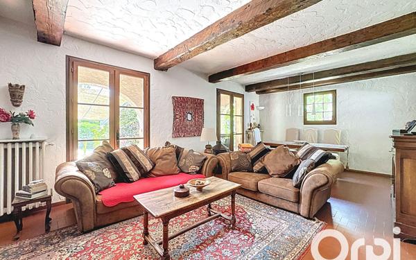 Maison à vendre    5 pièces •  La Colle-sur-Loup