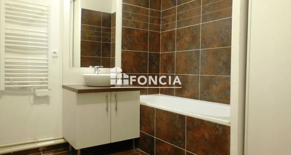 Location Appartement 3 pièces 55 m² - Montélimar 26200