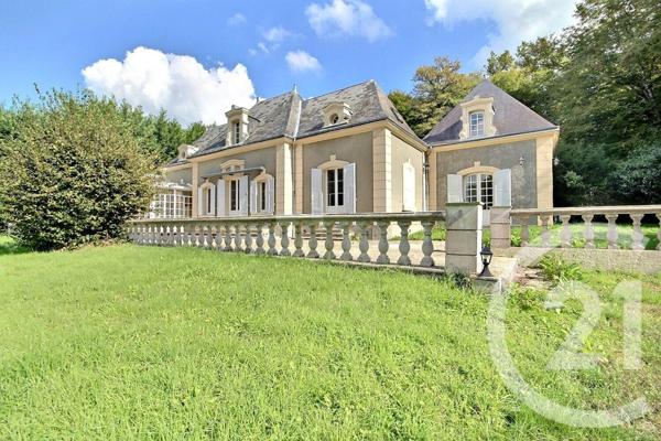 Maison à vendre  8 pièces - 275,44 m2 COUR CHEVERNY - 41