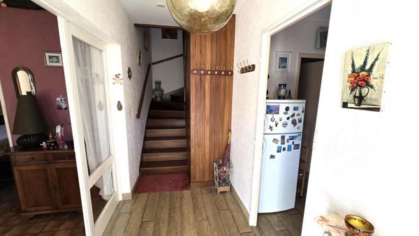 Maison  4 pièce(s) de 91 m2  avec 3 chambres  et 1 garage