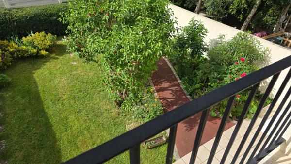 Maison  4 pièce(s) de 91 m2  avec 3 chambres  et 1 garage