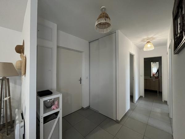 Appartement à vendre 202 350 € Péret 3 p 64 m² DPE C
