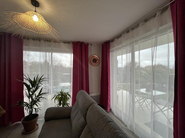 Appartement à vendre 202 350 € Péret 3 p 64 m² DPE C