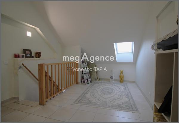 Maison à ROMILLY-SUR-SEINE, 10100 - 6 pièces 159m²