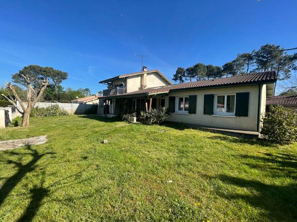 Maison avec piscine dépendance Lanton  7 pièce(s) 178 m2