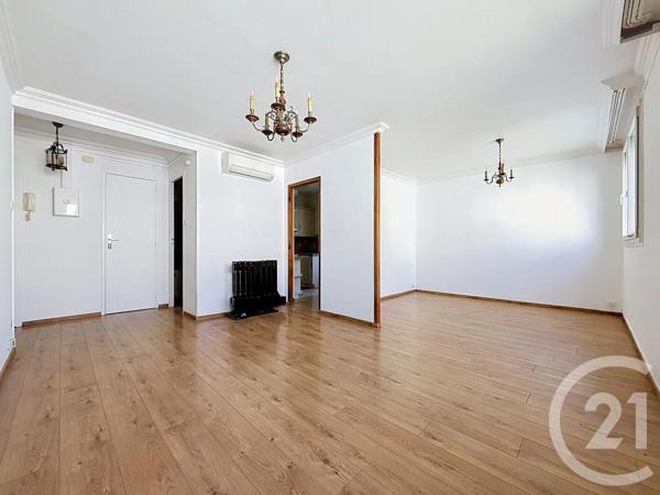 Appartement T2 à vendre  3 pièces - 50 m 2   MARSEILLE  - 13008