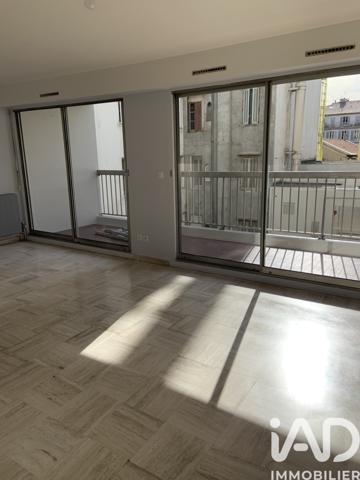 Appartement à vendre 2 pièces 61 m² Toulon