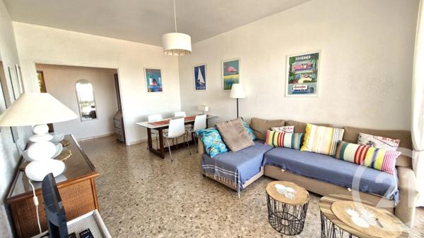 Appartement F3 à vendre  3 pièces - 61,97 m 2   LE LAVANDOU  - 83