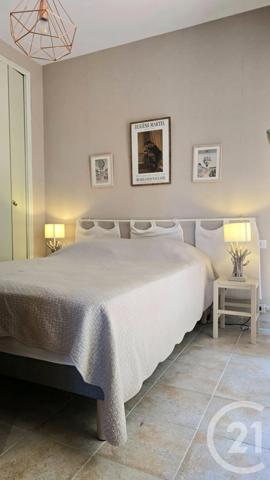 Appartement F3 à vendre  3 pièces - 61,97 m 2   LE LAVANDOU  - 83