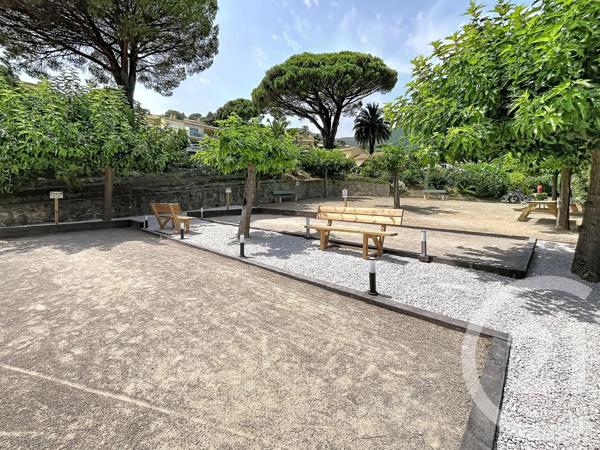 Appartement T3 à vendre  3 pièces - 34,40 m 2   CAVALAIRE SUR MER  - 83
