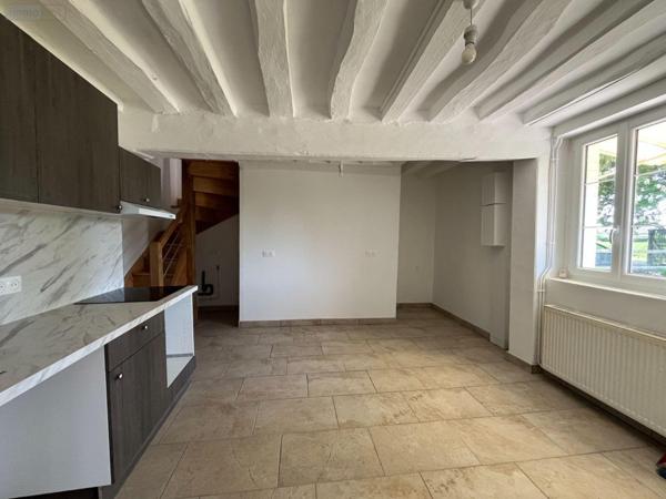 Maison restaurée à louer à Menneval dans l'Eure (27300), ref : 27046-111