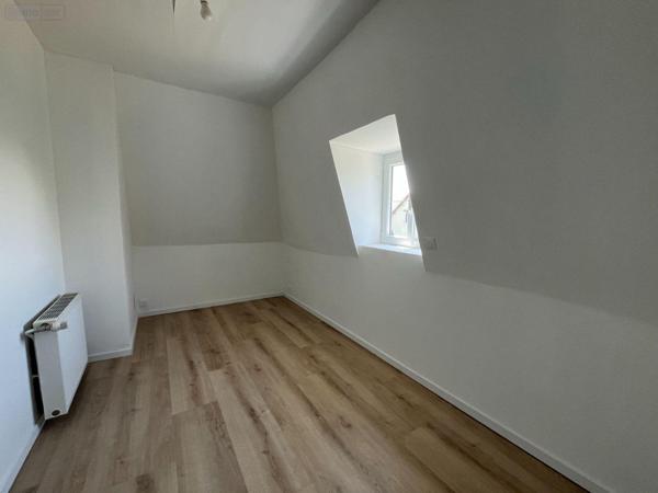 Maison restaurée à louer à Menneval dans l'Eure (27300), ref : 27046-111