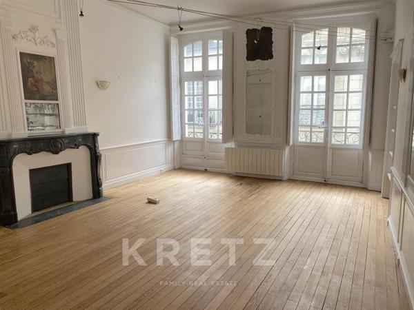 Appartement de caractère dans un hôtel historique de Nantes