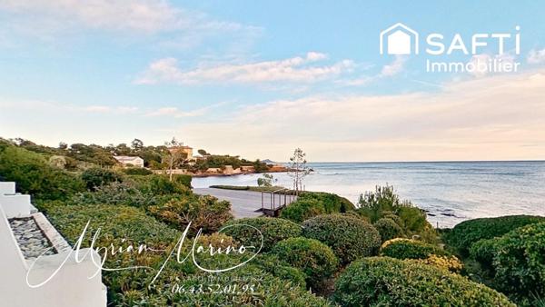 PROCHAINEMENT EN EXCLUSIVITÉ -  APPARTEMENT FRONT DE MER - SAINT-AYGULF