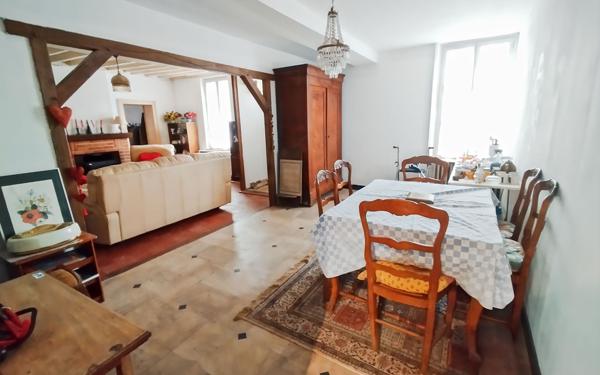 Maison à vendre    6 pièces •  Chaumont-sur-Tharonne