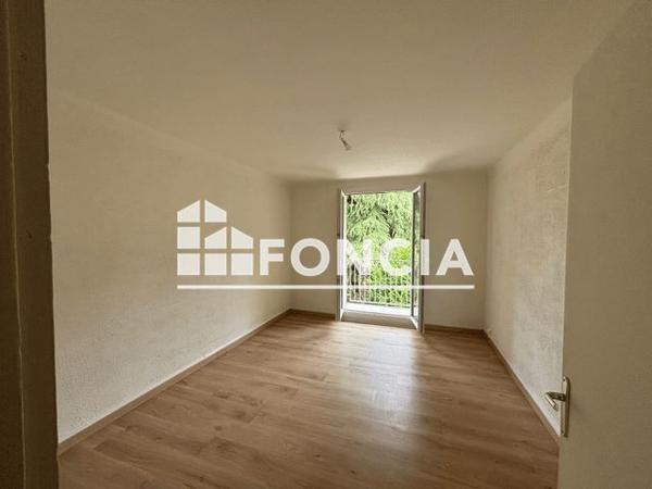 Location Appartement 3 pièces 51.5 m² - 12 AVENUE DU MARECHAL JUIN Digne-les-bains 04000