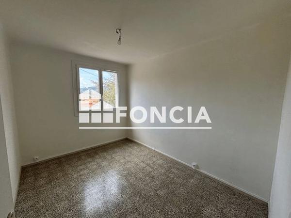 Location Appartement 3 pièces 51.5 m² - 12 AVENUE DU MARECHAL JUIN Digne-les-bains 04000