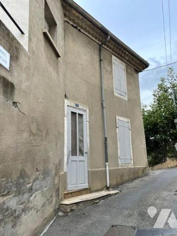 A vendre - Villeneuve (04) -  Alpes-de-Haute-Provence: Maison de village d'env 119,55 m² située...