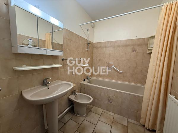 À vendre : Appartement lumineux de 3 pièces à Bagnols sur Cèze !